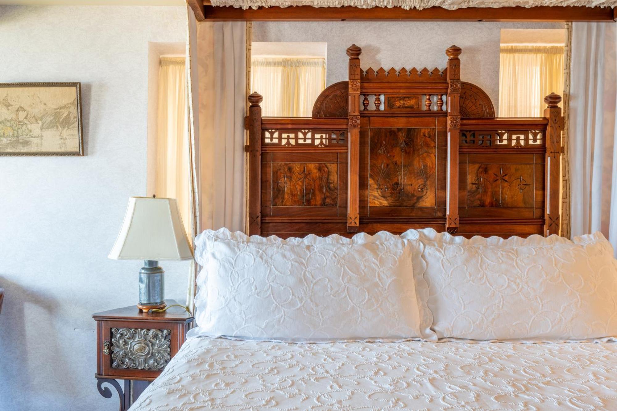 Martine Inn Pacific Grove Esterno foto